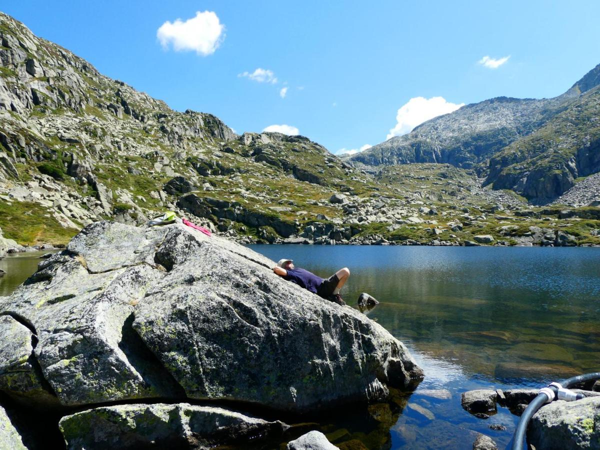 Pleine Nature Pied Pistes Piscine Chauffee Ustou Εξωτερικό φωτογραφία